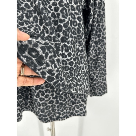 Soft Surroundings Animal Print Long Sleeve Scoop Neck Top - Picture 4 of 12